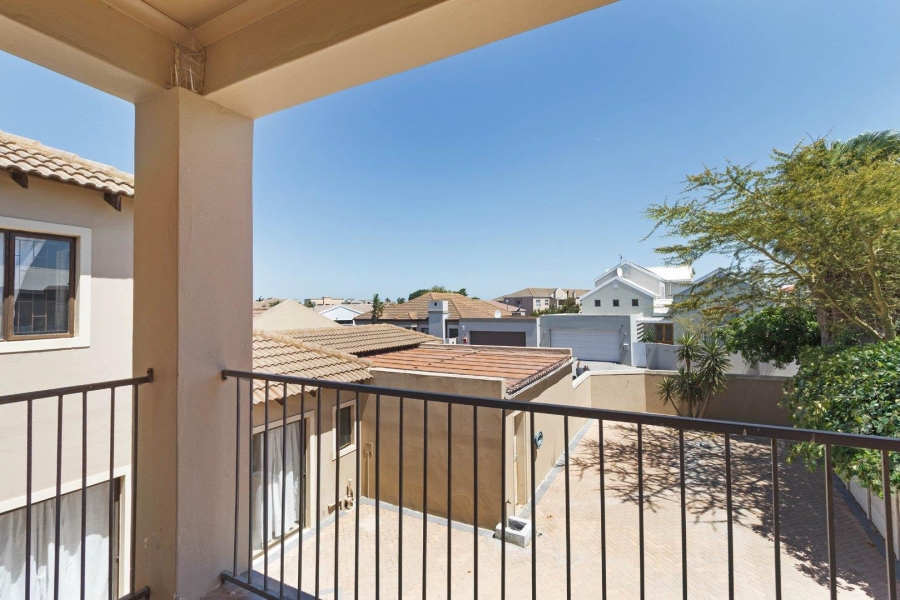 3 Bedroom Property for Sale in Parklands Western Cape